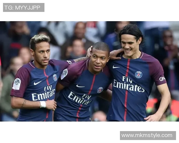 利物浦与巴黎精彩对决直播回放全程回顾与分析